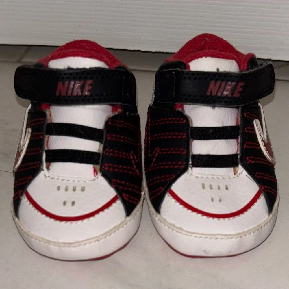 2009 Nike Baby Black, Red, and White Sneakers